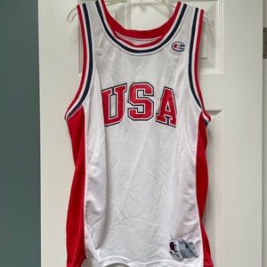 Vintage Champion brand USA jersey - size M